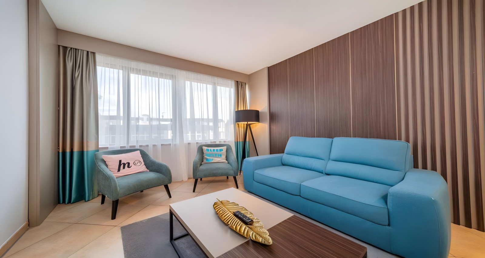 Lac de Morat et vignobles du Vully